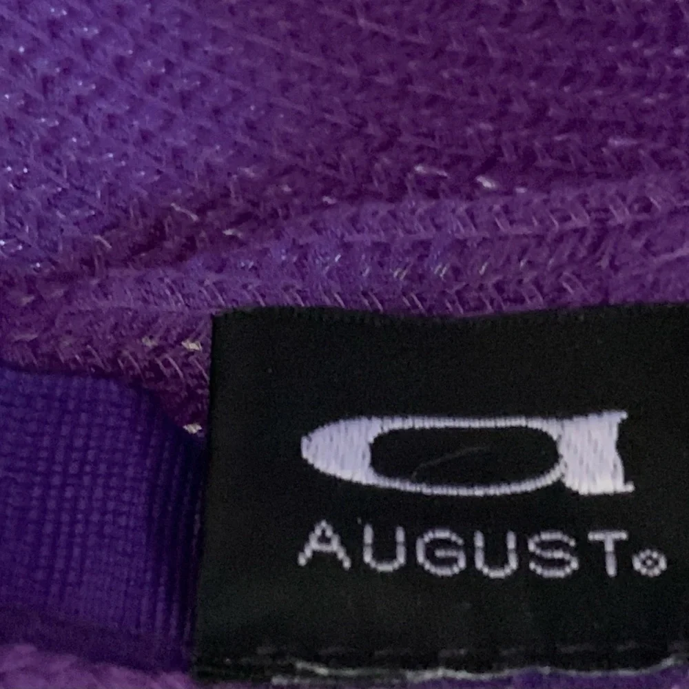 August hat